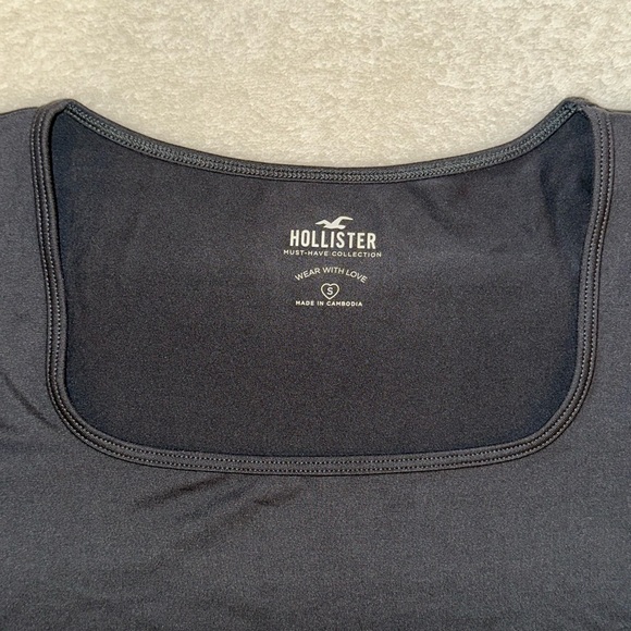 SOFT STRETCH SEAMLESS FABRIC SQUARE-NECK TOP - Picture 5 of 6
